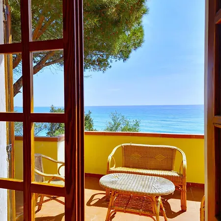 Dommos Villa Papiyon - Accesso Privato Alla Spiaggia Cala Liberotto Exterior photo